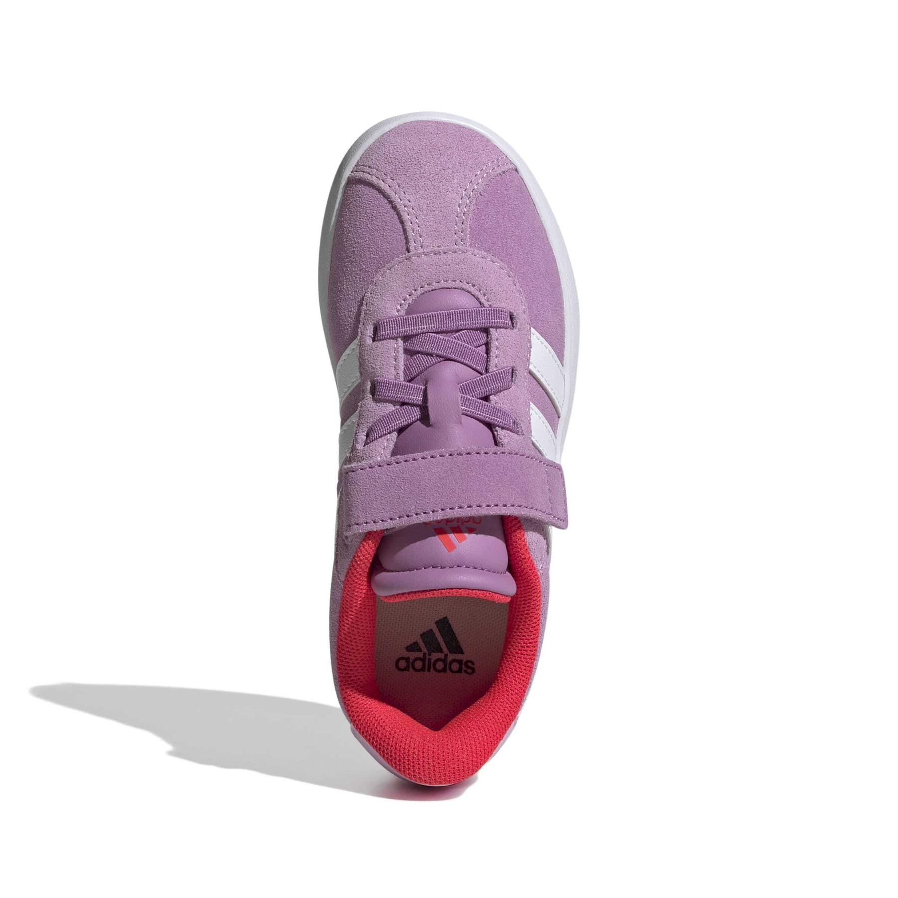 product/a/d/adidas_jp7832_3_footwear_photography_top_portrait_view_white-nw091625.jpg