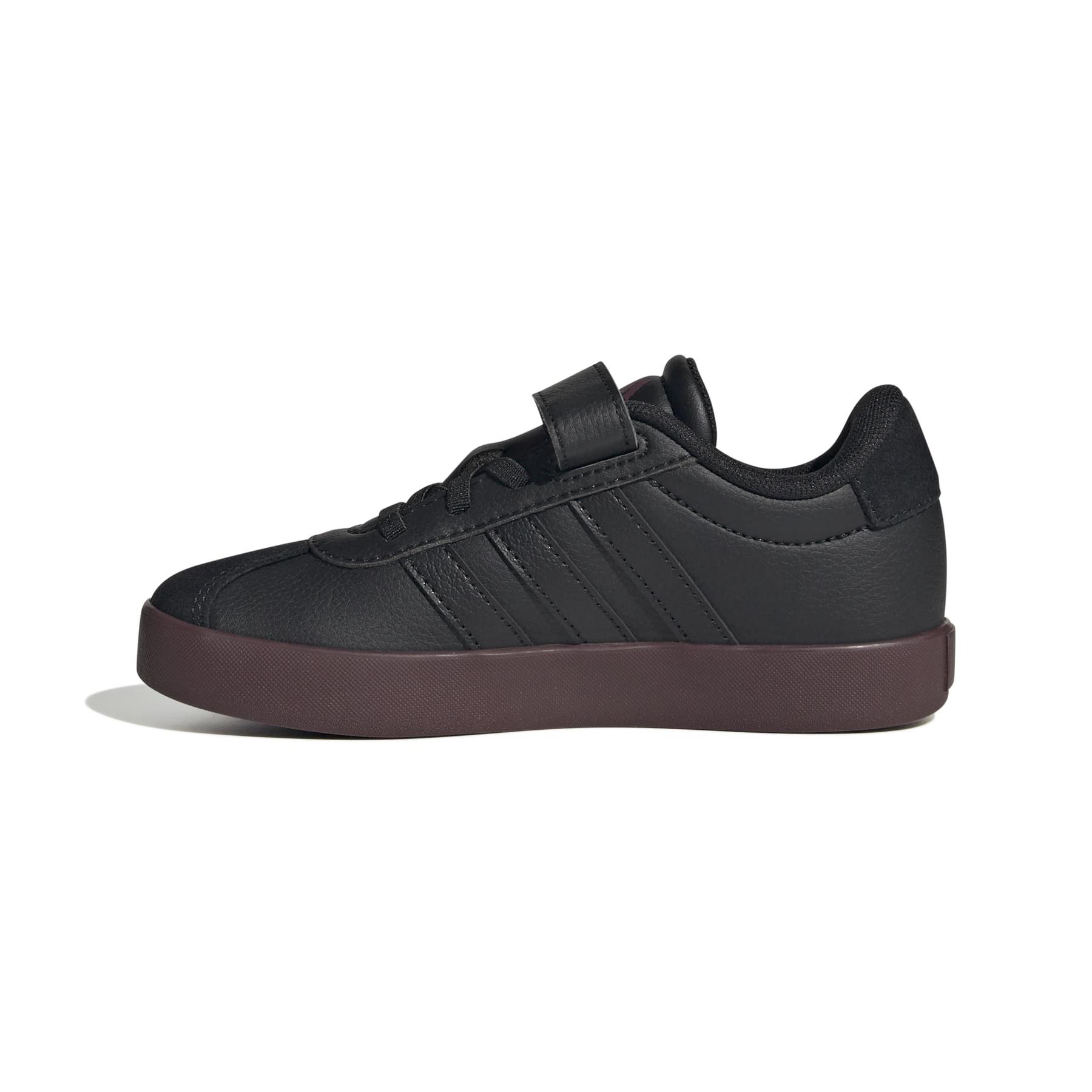 product/a/d/adidas_jp7850_5_footwear_photography_side_medial_center_view_white-nw091625.jpg