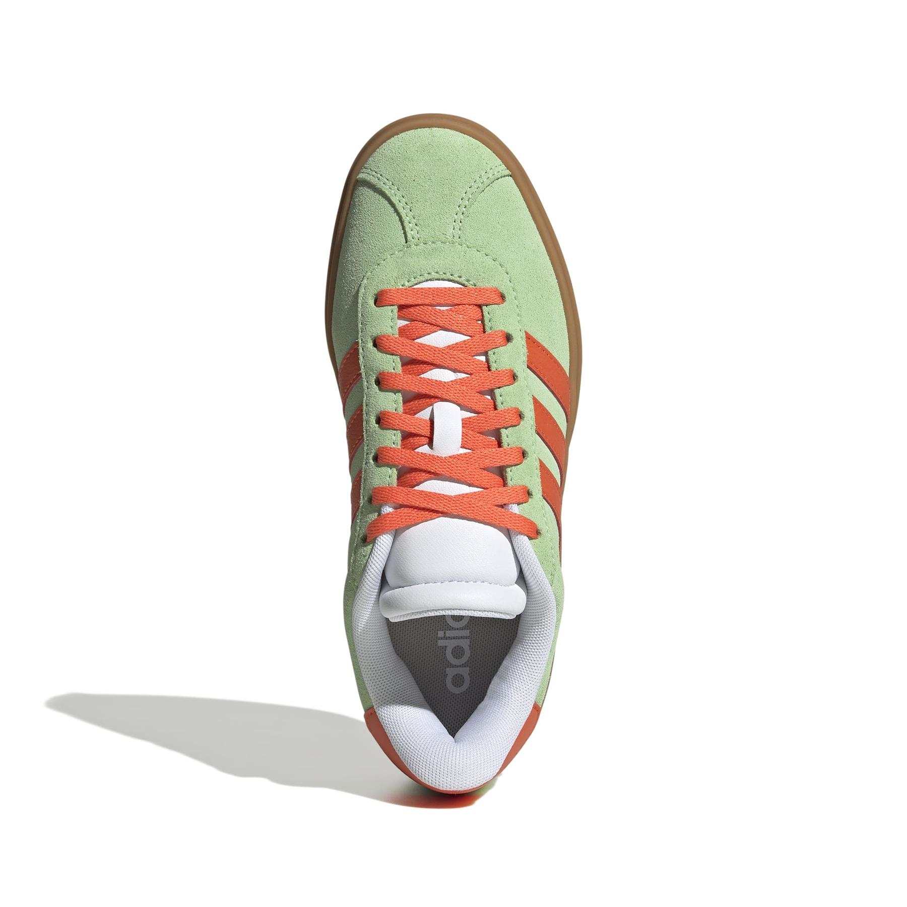 product/a/d/adidas_jq4557_3_footwear_photography_top_portrait_view_white-nw091625.jpg