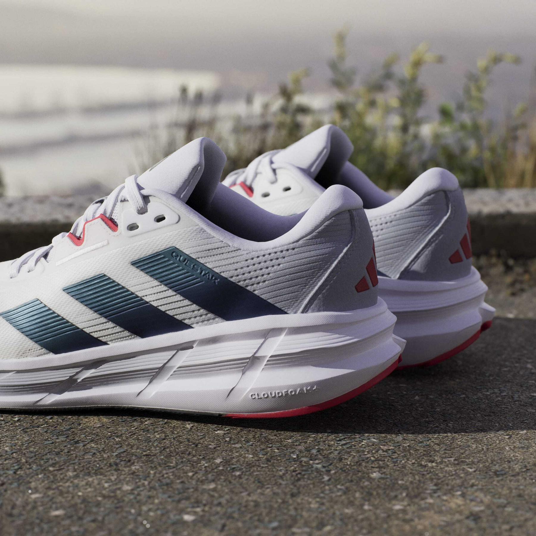 product/a/d/adidas_jq5081_22_footwear_photography_heromrktng_view_10-nw091625.jpg