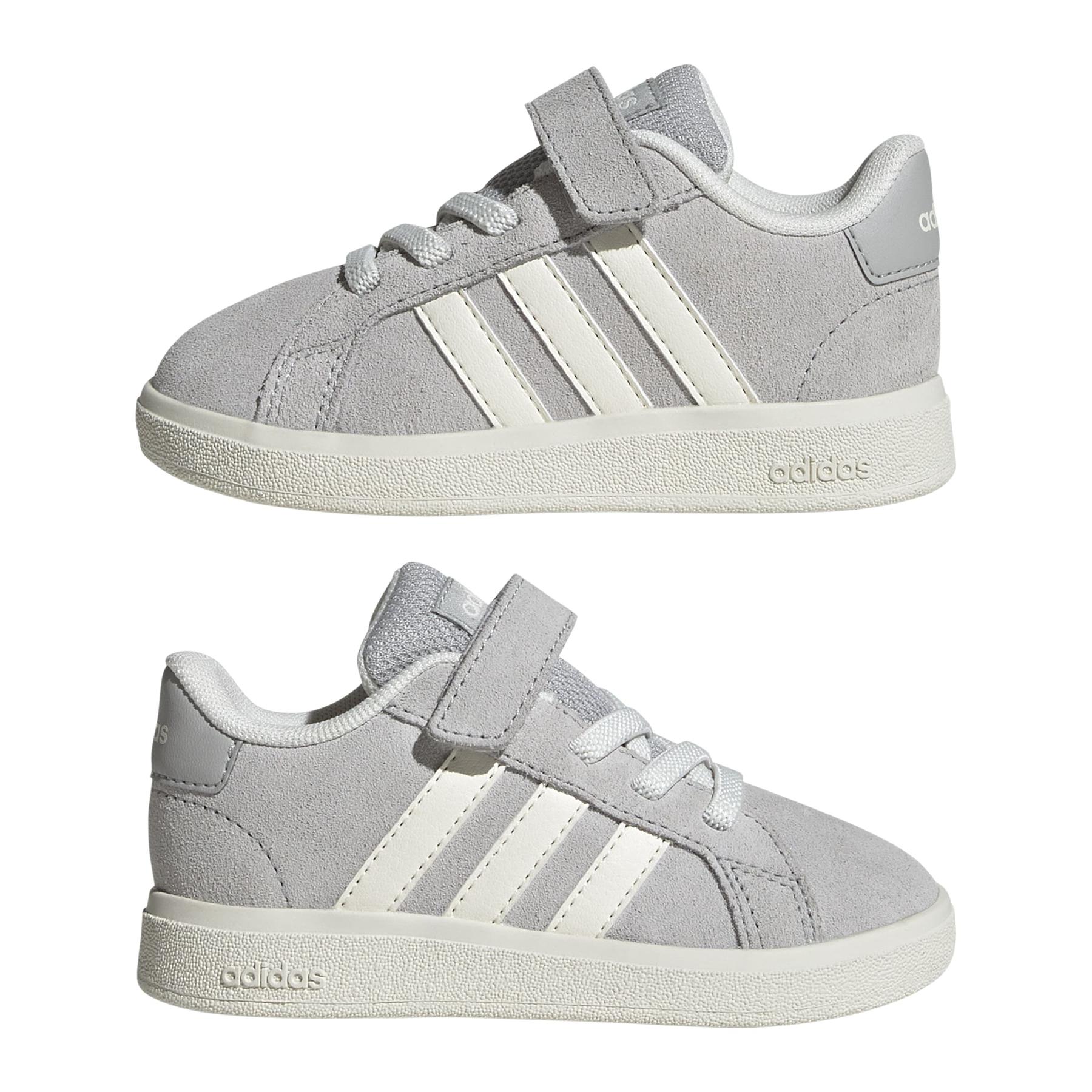 product/a/d/adidas_jr0782_10_footwear_photography_mirrored_pair_view_white-nw091625.jpg