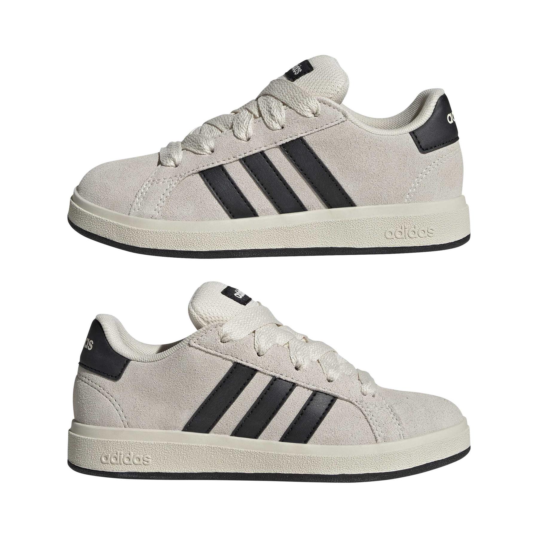 product/a/d/adidas_jr5569_10_footwear_photography_mirrored_pair_view_white-nw091725.jpg