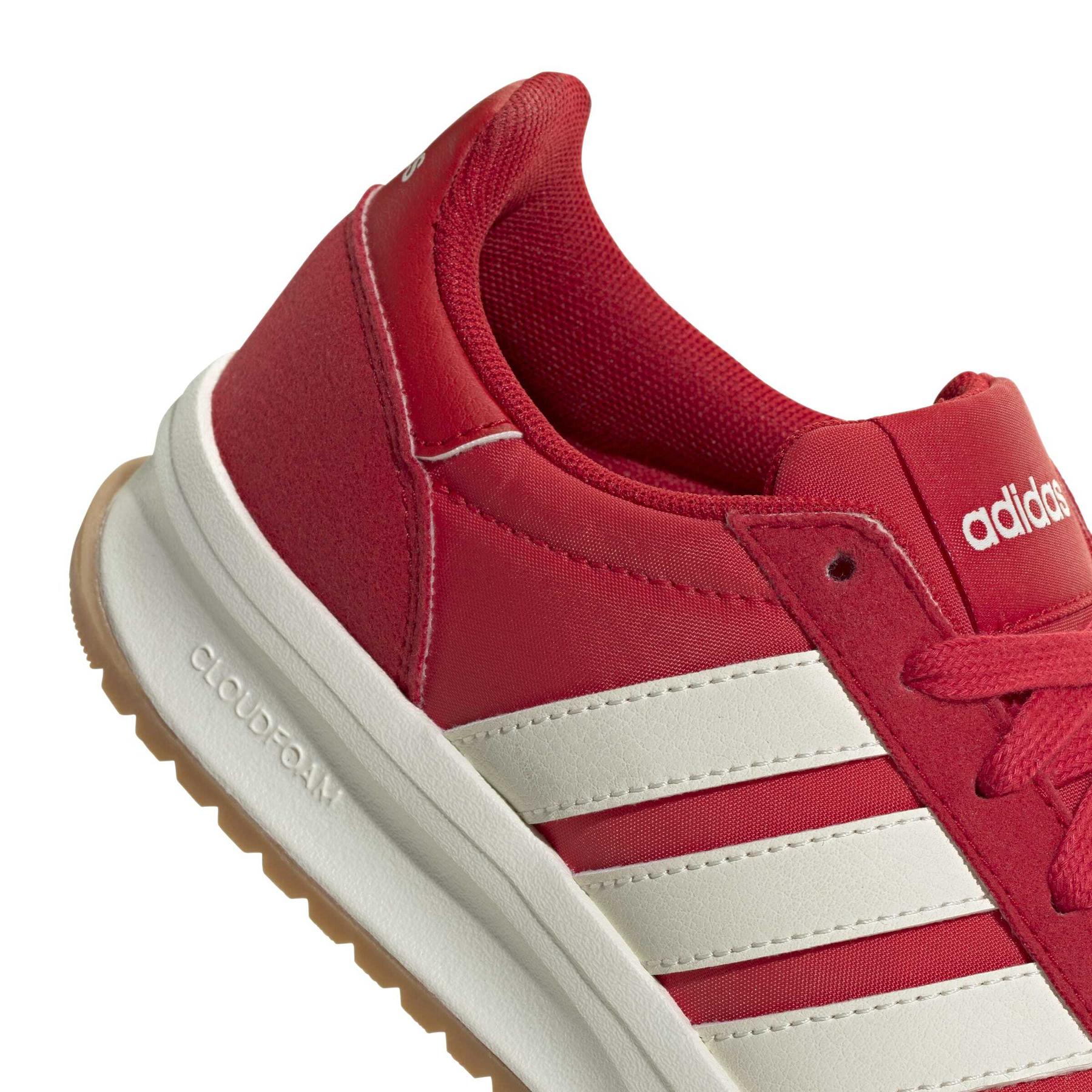 product/a/d/adidas_jr8429_8_footwear_photography_detail_view_1_white-nw091725.jpg