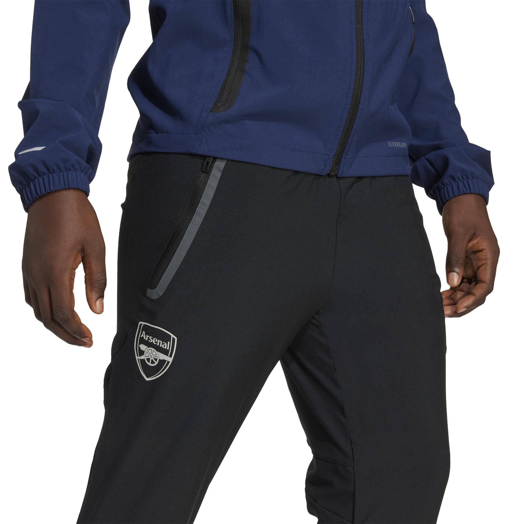 product/a/d/adidas_jv5340_5_apparel_on_model_detail_view_1_white.jpg