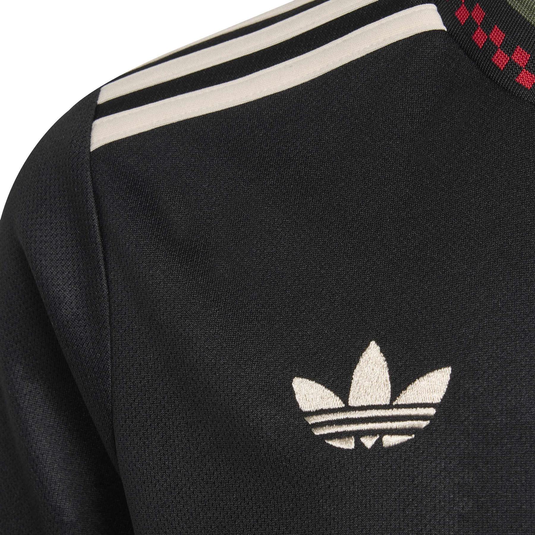 product/a/d/adidas_ke6797_5_apparel_photography_detail_view_2_white.jpg