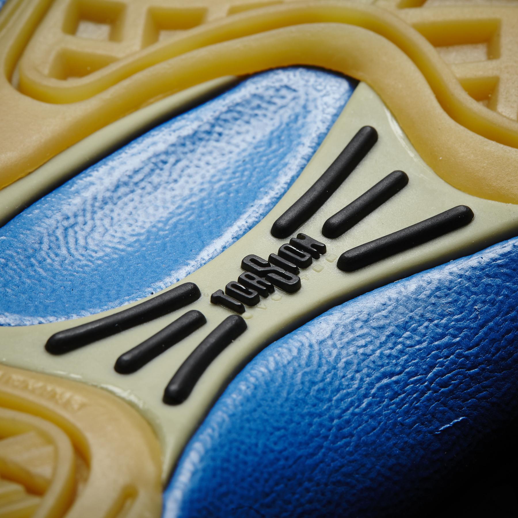 product/a/d/adidas_m18444_7_footwear_photography_detail_view_2_white-nw091725.jpg