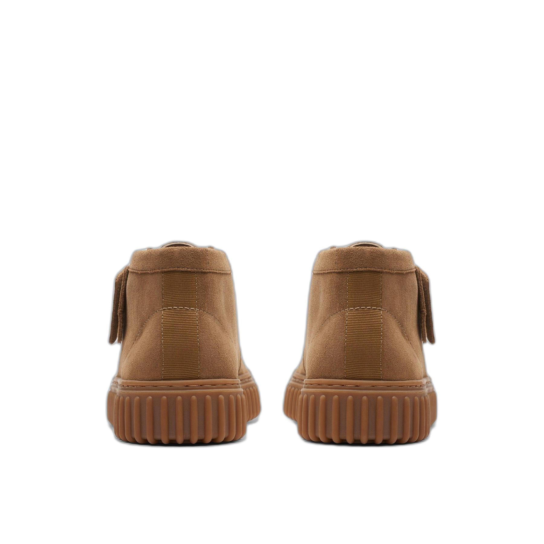product/c/l/clarks_26173663_dark-sand-suede_5.jpg