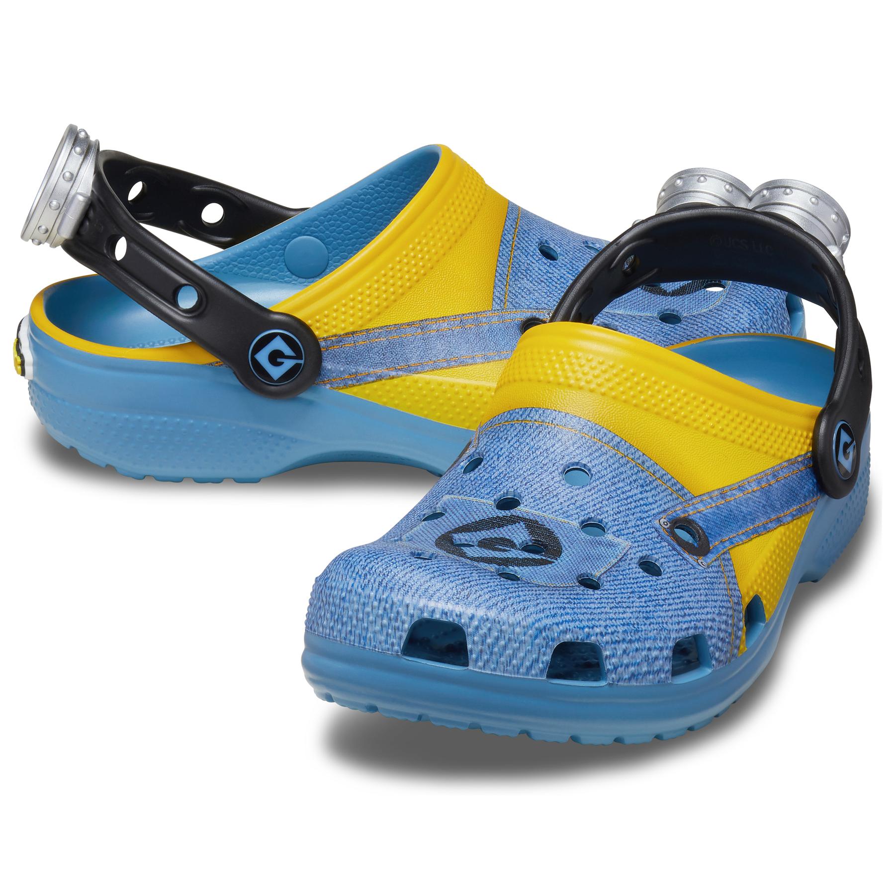 product/c/r/crocs_209496-001_noir_2.jpg