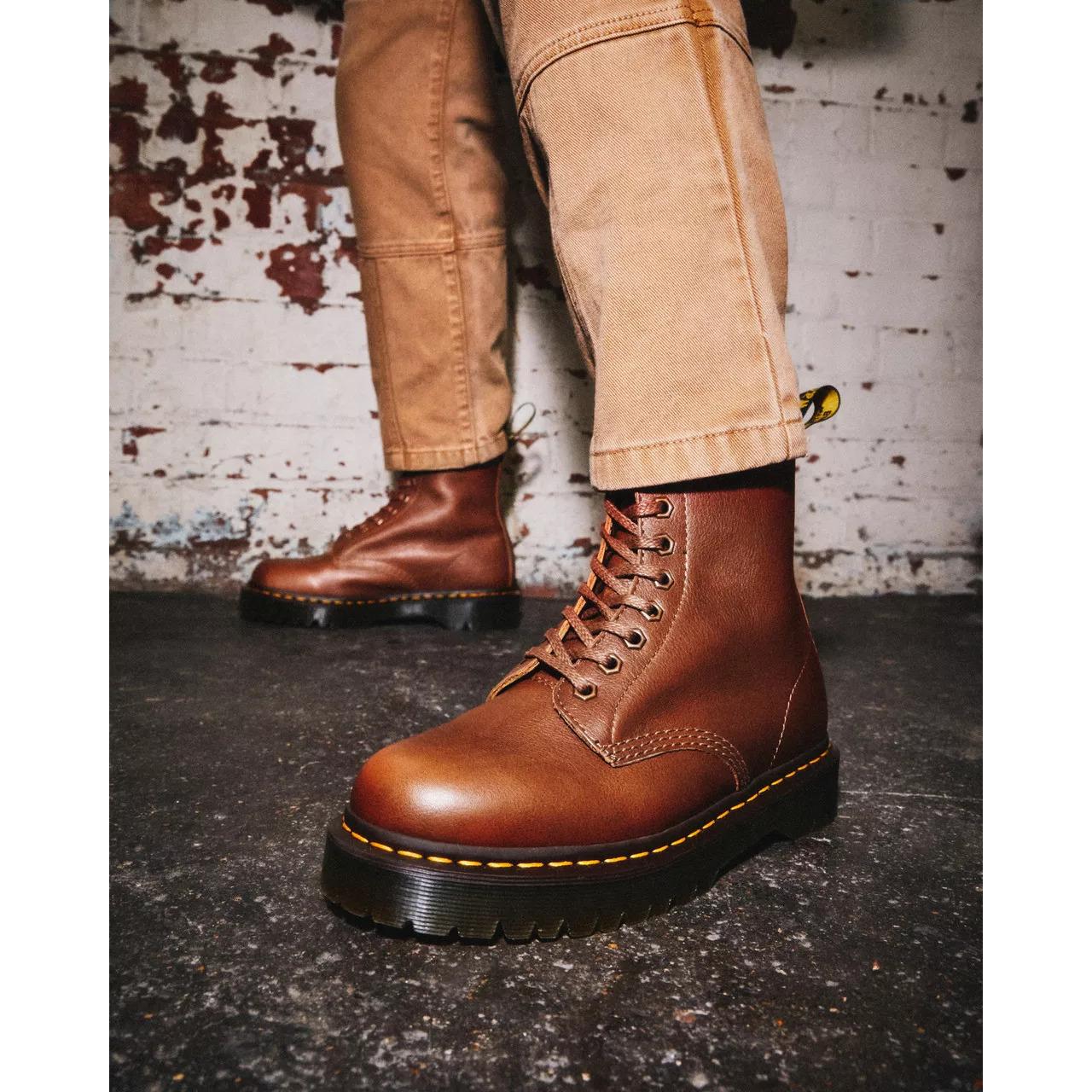 product/d/r/dr-martens_26981220_marron_2.jpg
