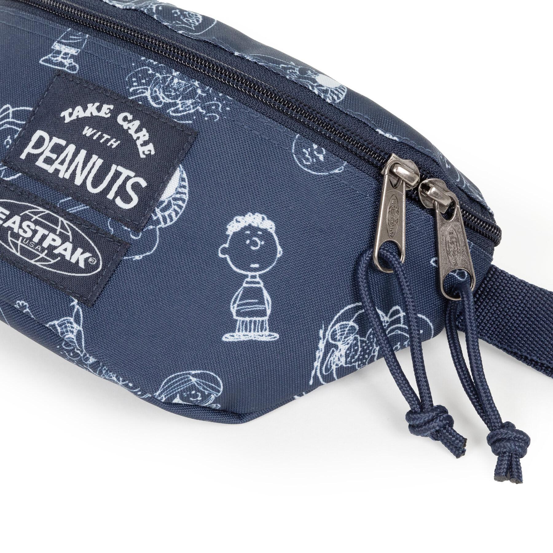 product/e/a/eastpak_ek0000747o0_peanuts-navy_4.jpg