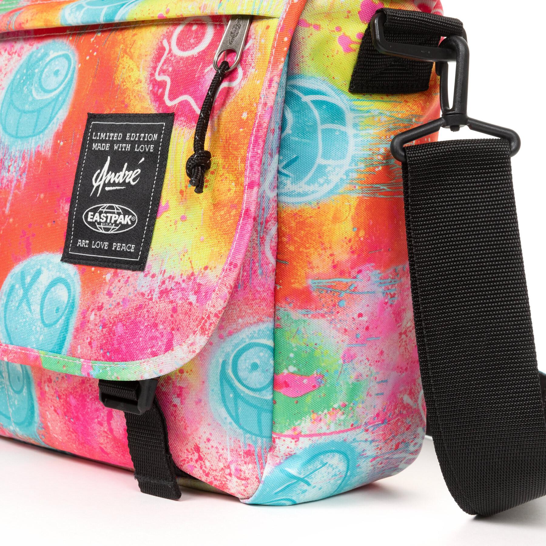 product/e/a/eastpak_ek00026e3o9_11-nw052924.jpg