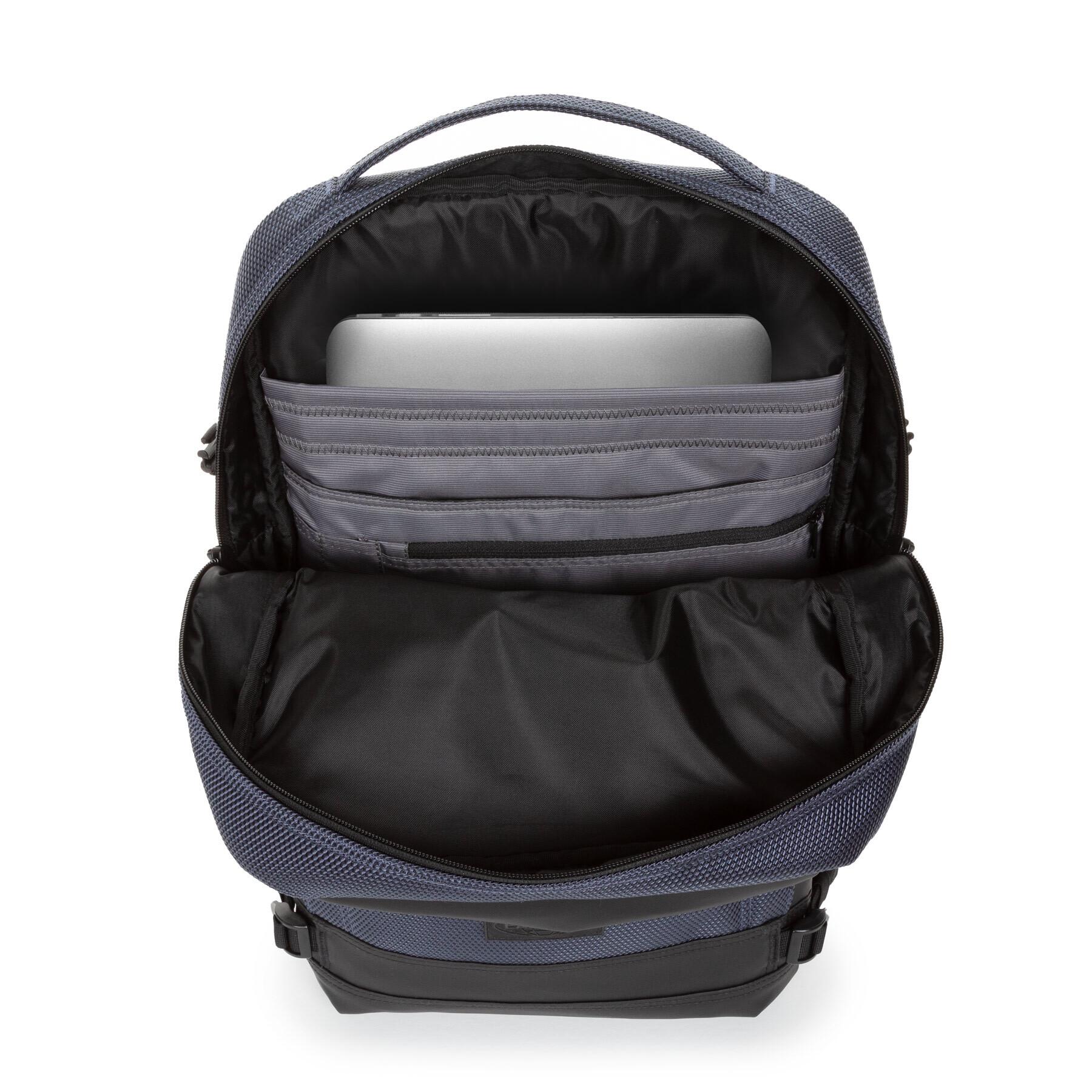 product/e/a/eastpak_ek00091d1k3_1.jpg