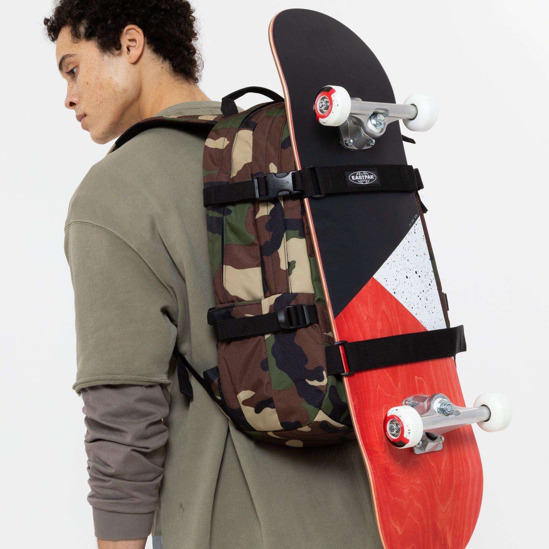 product/e/a/eastpak_ek0a5bc6u84_1.jpg