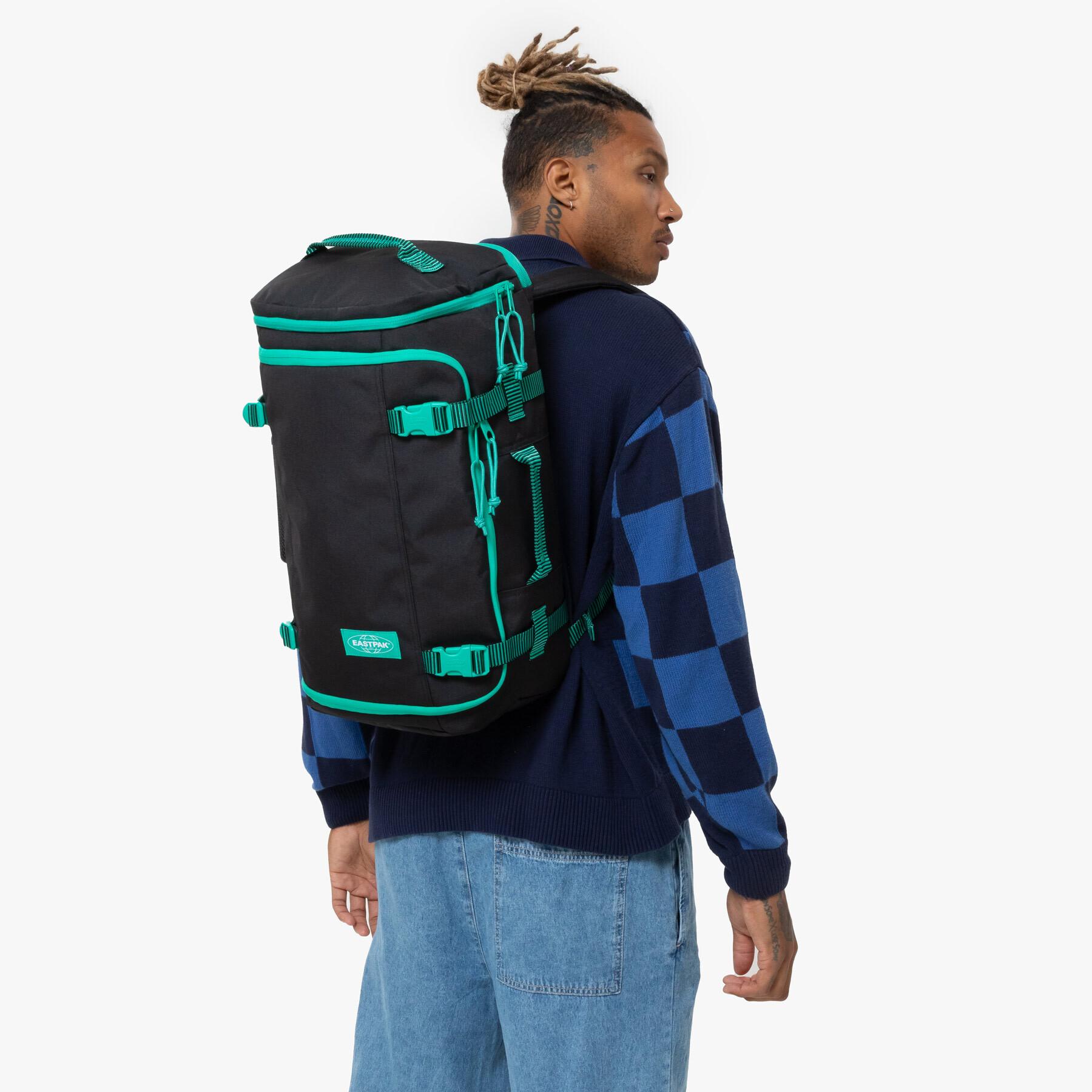 product/e/a/eastpak_ek0a5bhj9j4_3.jpg