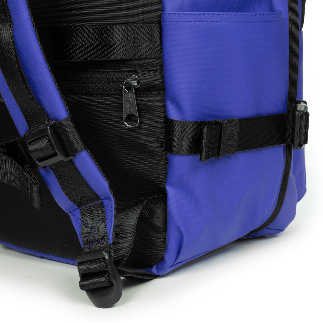 product/e/a/eastpak_ek0a5bkd8v0_tarp-blue_5.jpg