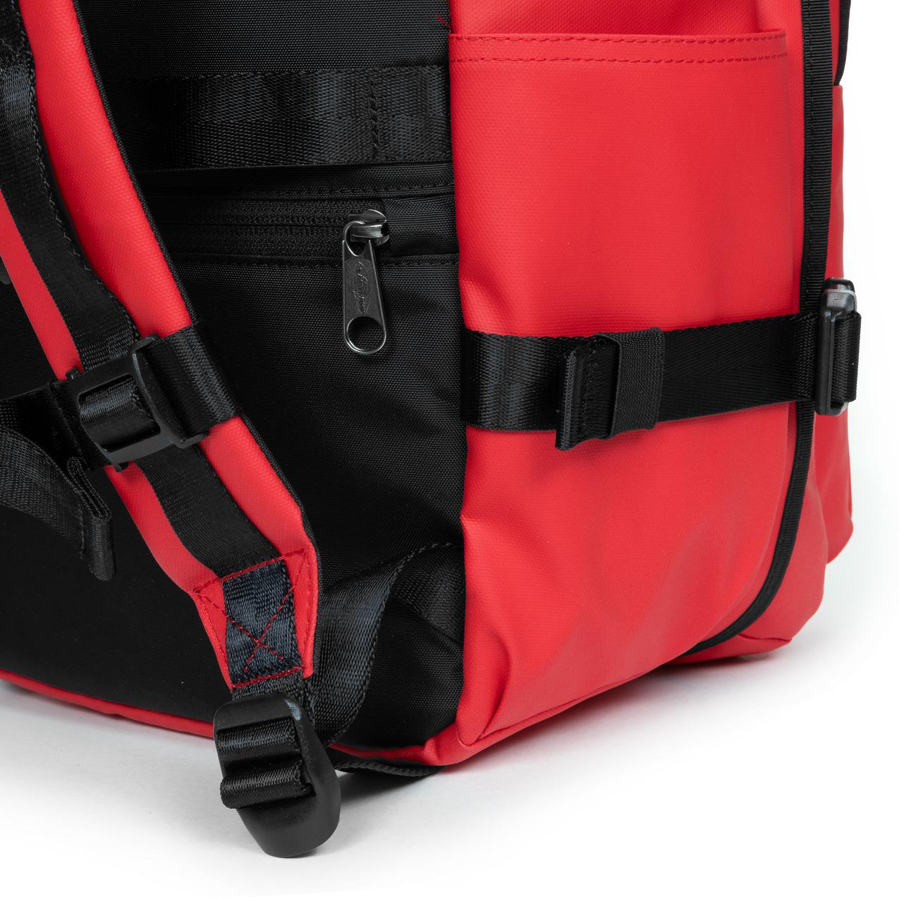 product/e/a/eastpak_ek0a5bkd8v1_tarp-red_8.jpg