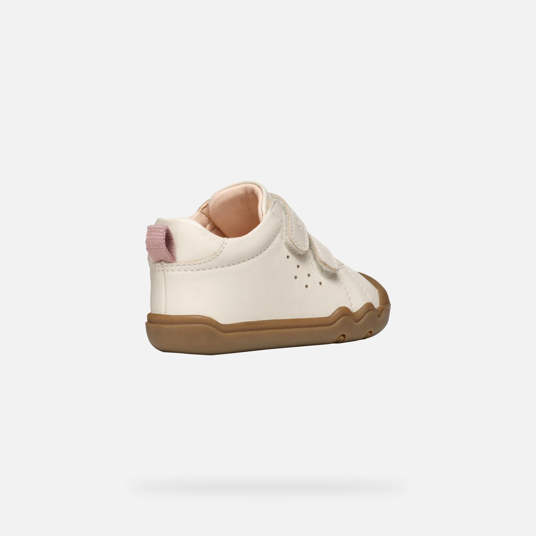 product/g/e/geox_b4663a_00085_c1058_lt-ivory_5.jpg