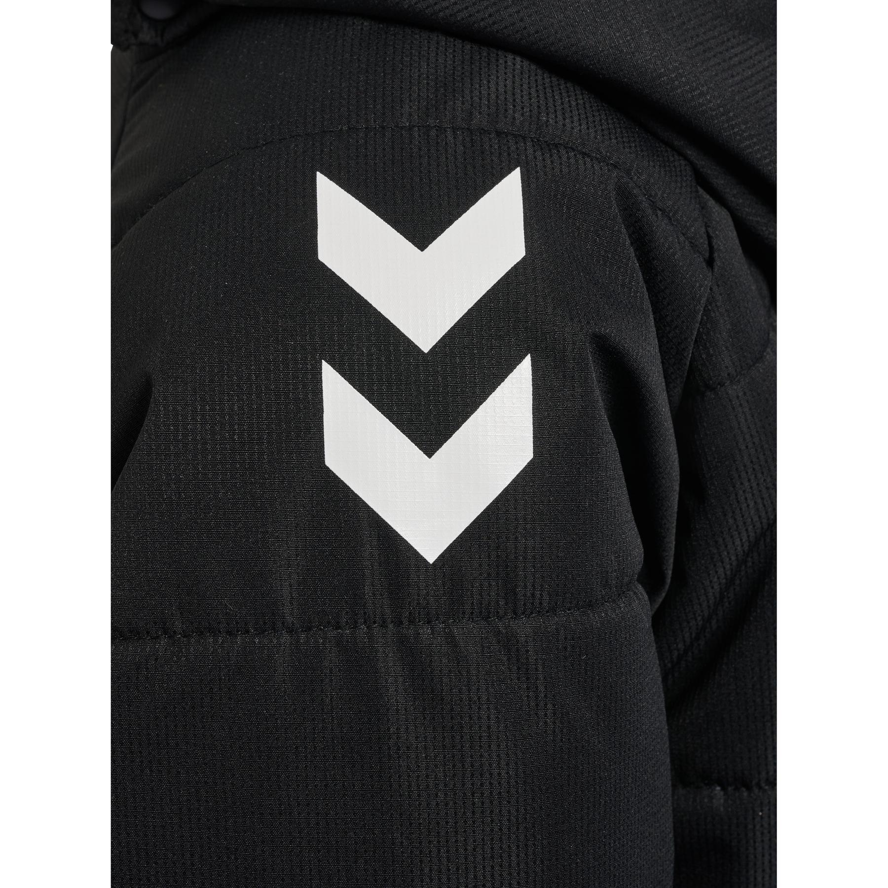 product/h/u/hummel_223779-2001_black_1.jpg