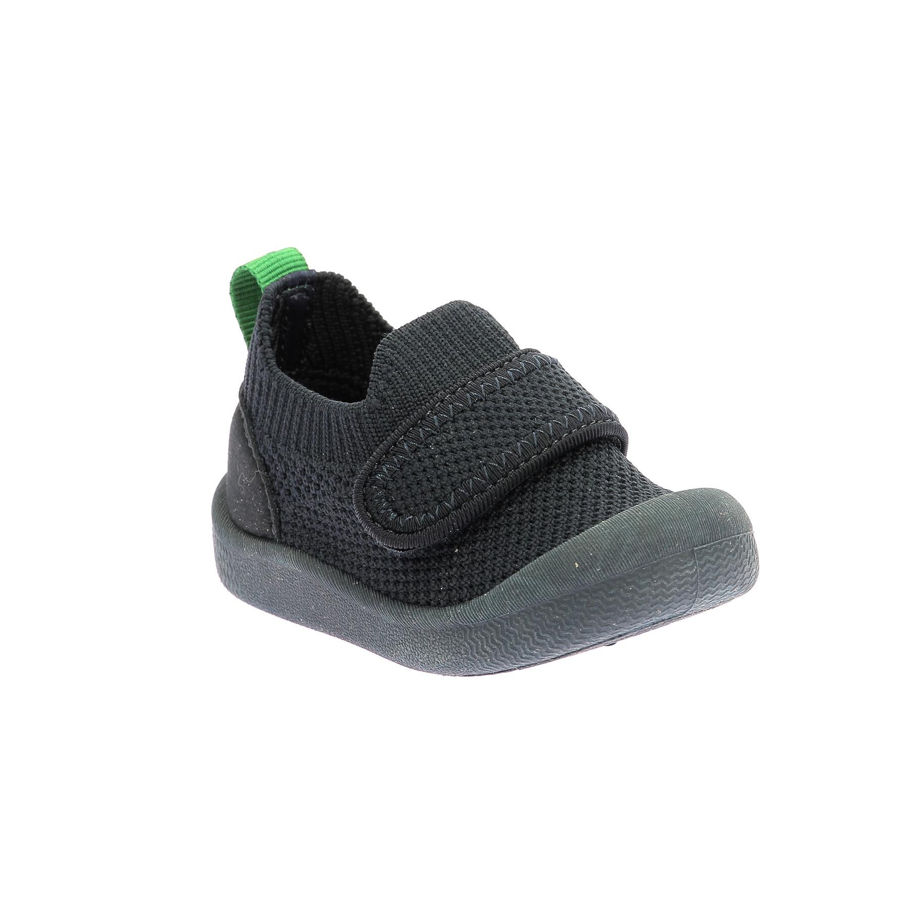 product/k/i/kickers_975210-10-10_marine_2.jpg