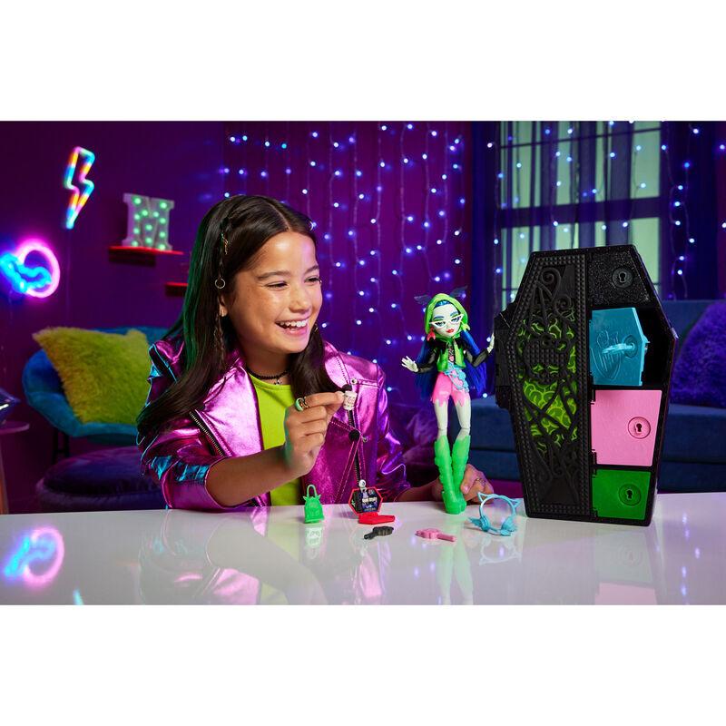 product/m/a/mattel_194735139347_vert_4.jpg