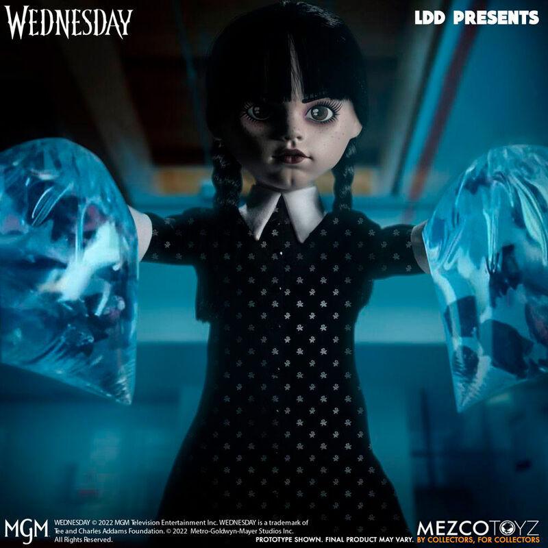 product/m/e/mezco-toyz_696198996531_noir_4.jpg