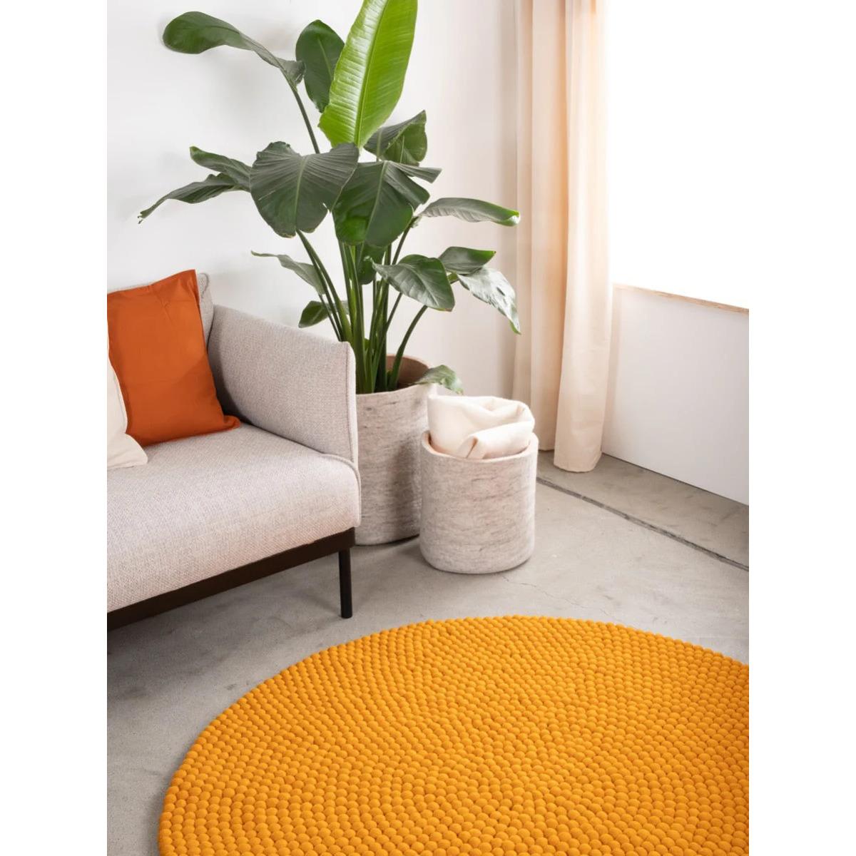 product/m/y/myfelt_048-050_ochre-yellow_2.jpg