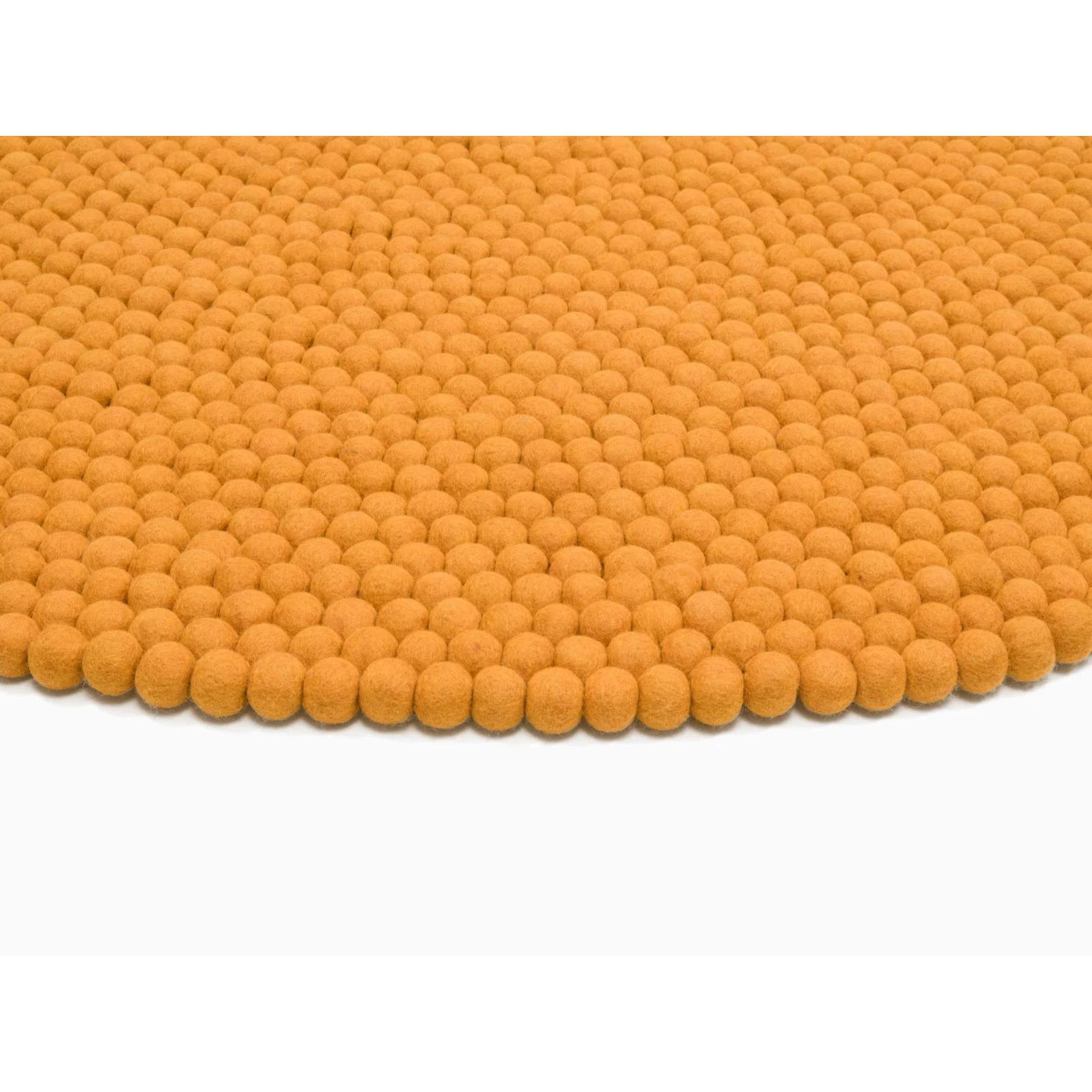 product/m/y/myfelt_048-050_ochre-yellow_4.jpg