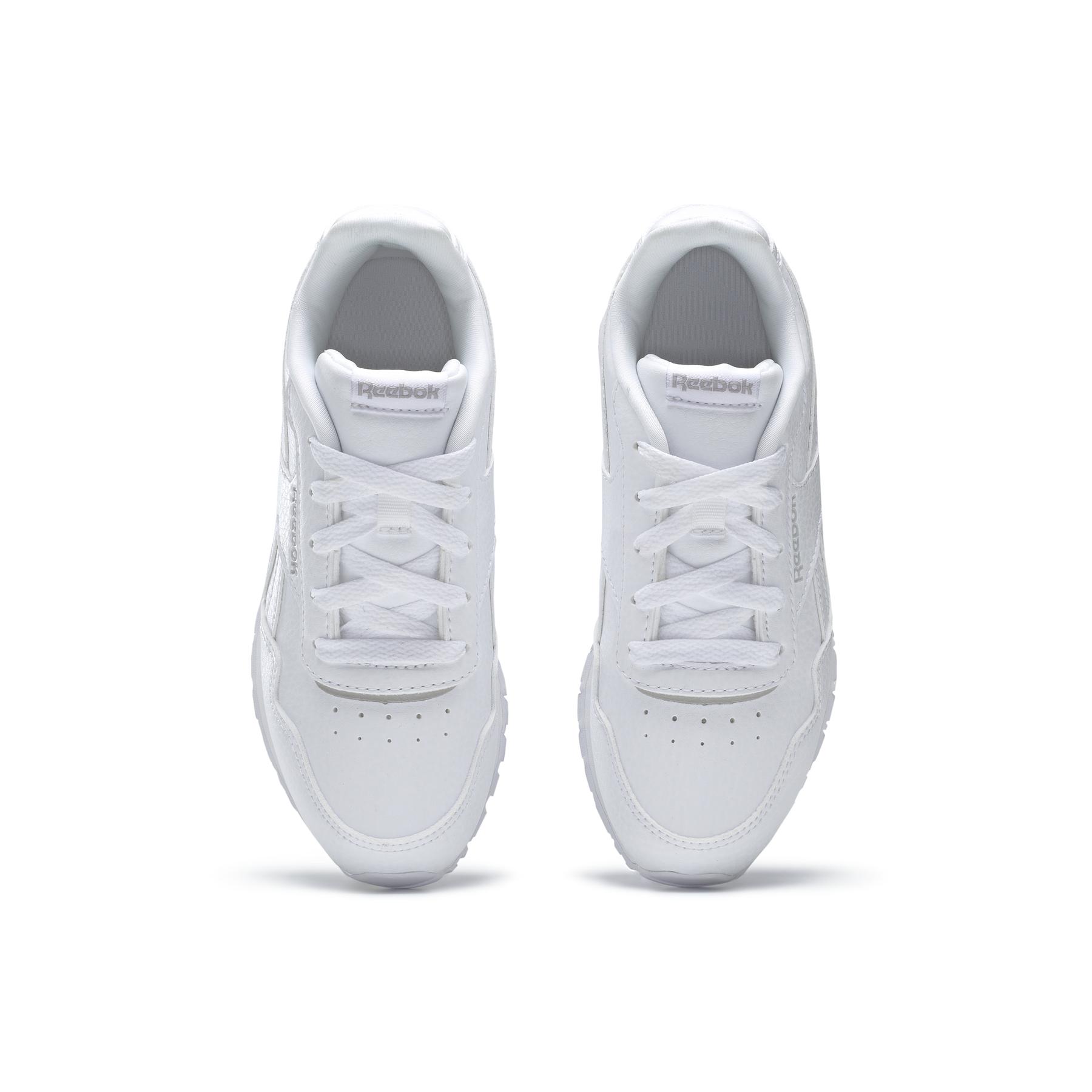 product/r/e/reebok-classics_dv4615_3_footwear_photography_top_portrait_view_white_000.jpg
