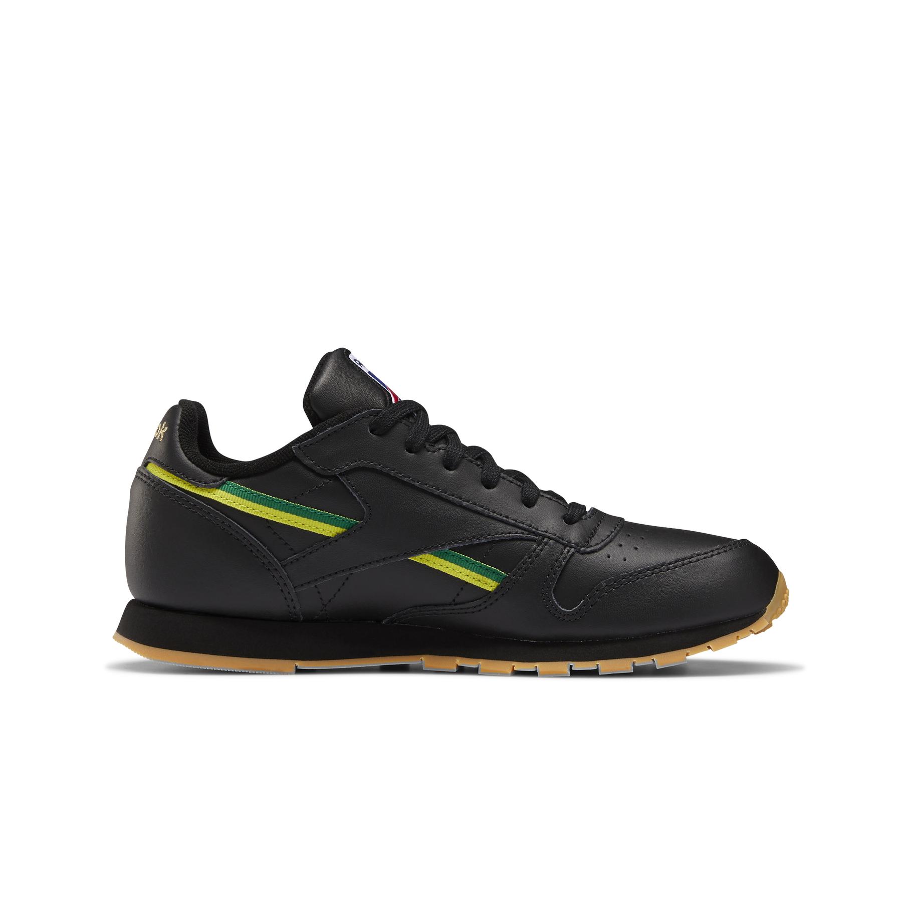 product/r/e/reebok-classics_eh1285_4_footwear_photography_side_medial_center_view_white_000.jpg