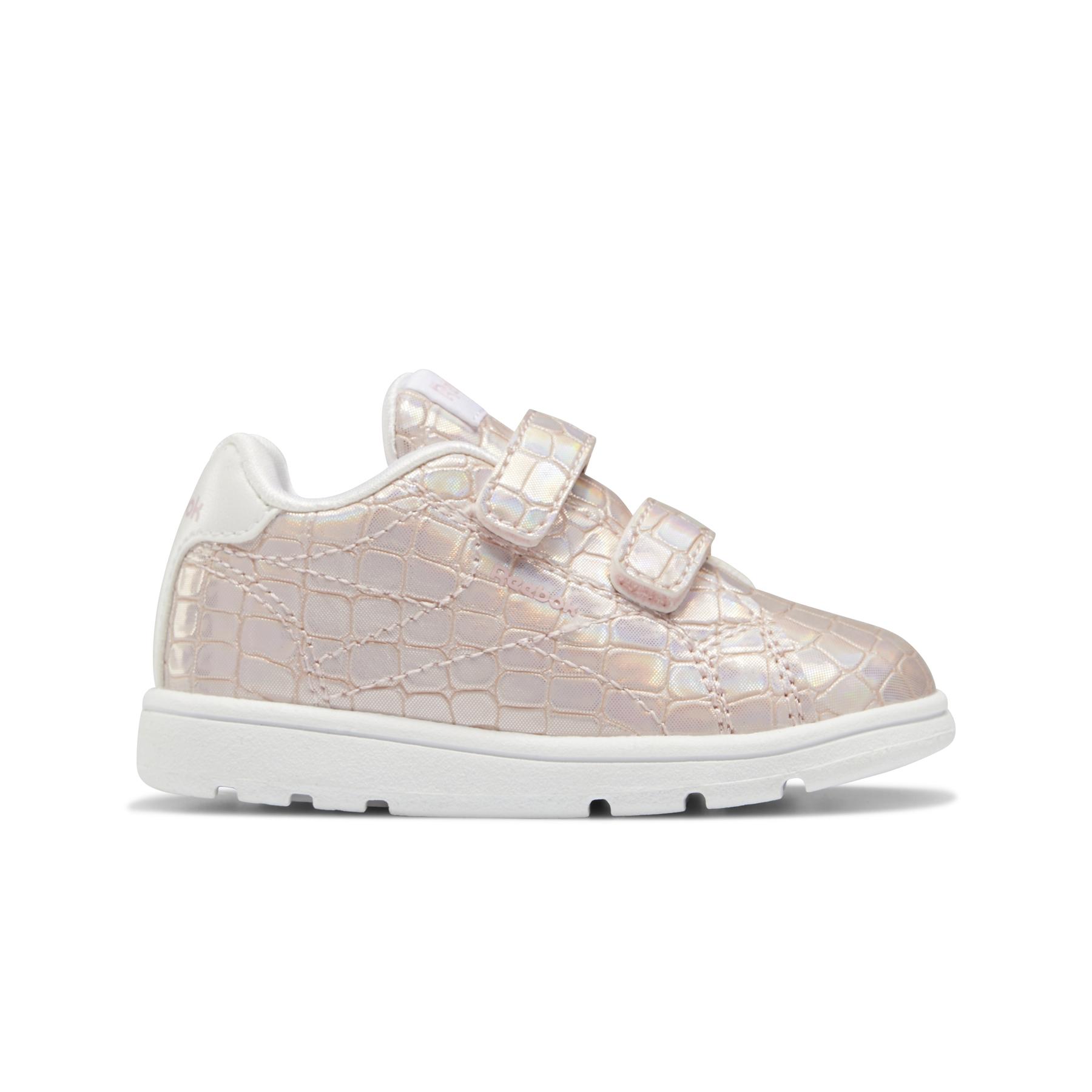 product/r/e/reebok_gw2663_1_footwear_photography_side_lateral_center_view_white_000.jpg
