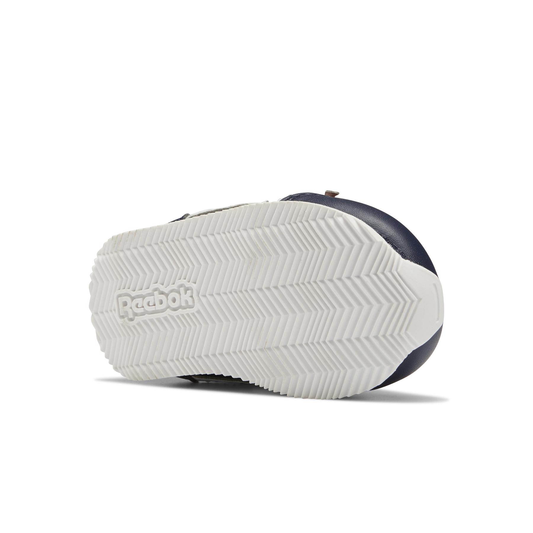 product/r/e/reebok_gw7760_3_footwear_photography_bottom_view_white_000.jpg