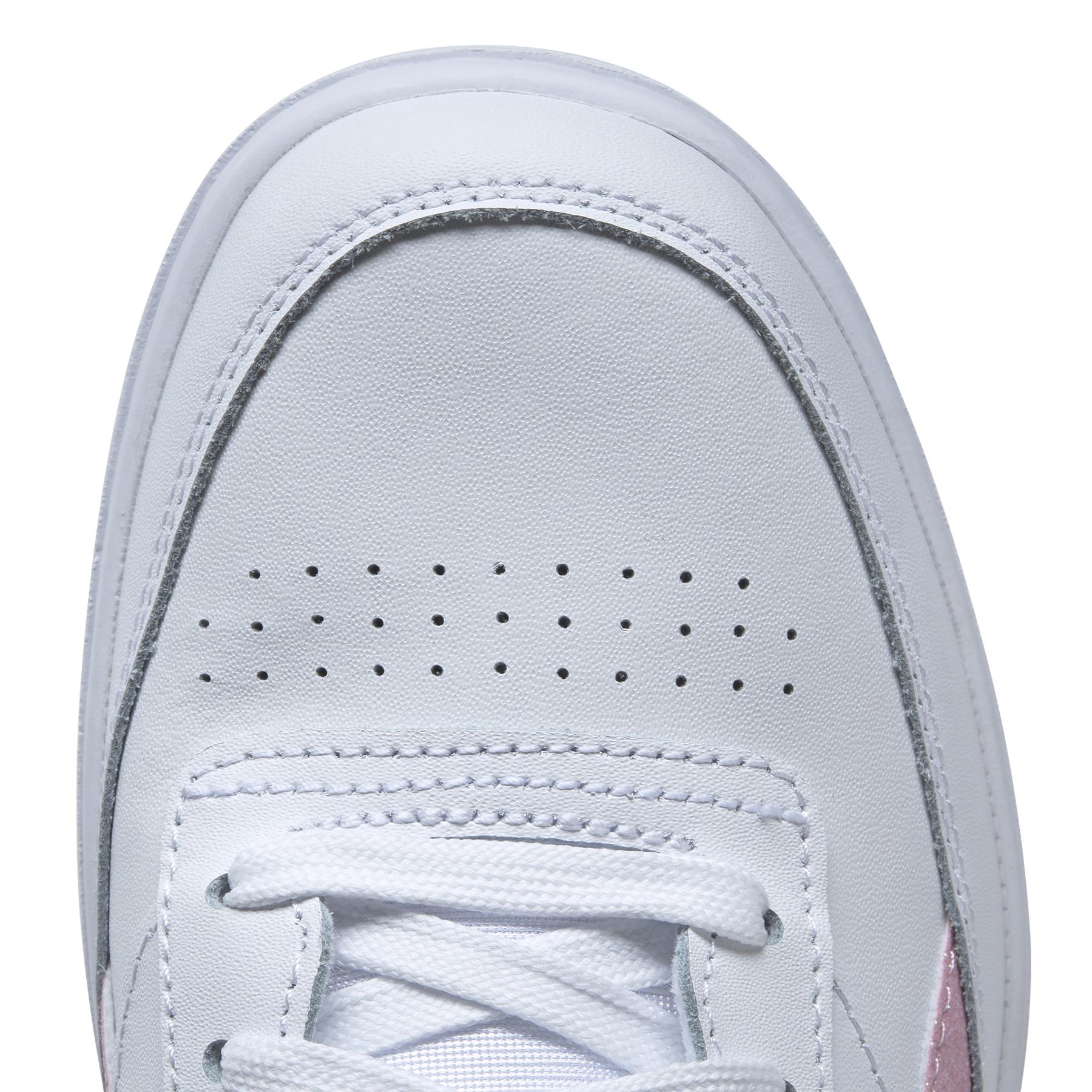 product/r/e/reebok_gw9187_8_footwear_photography_detail_view_2_white_000.jpg