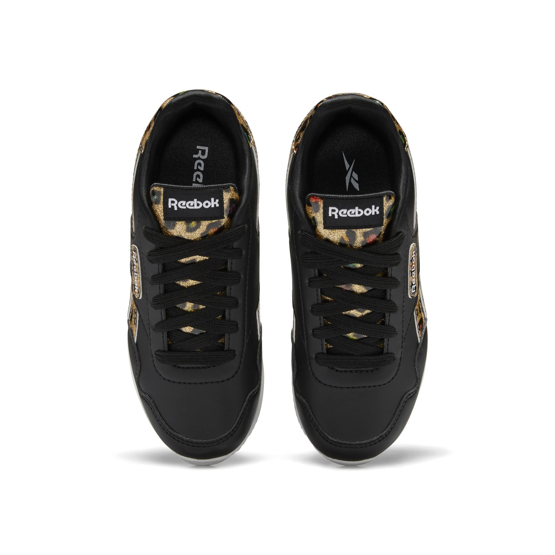 product/r/e/reebok_gy6002_2_footwear_photography_top_portrait_view_white_000.jpg
