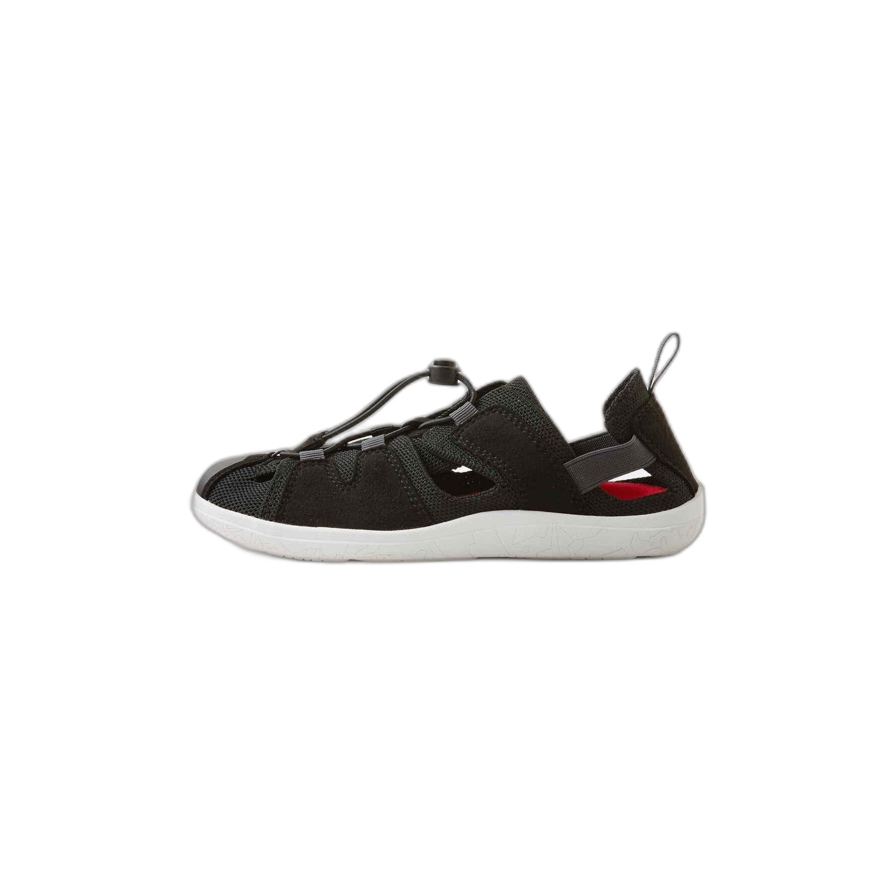 product/r/e/reima_5400157b-9990_black_1.jpg
