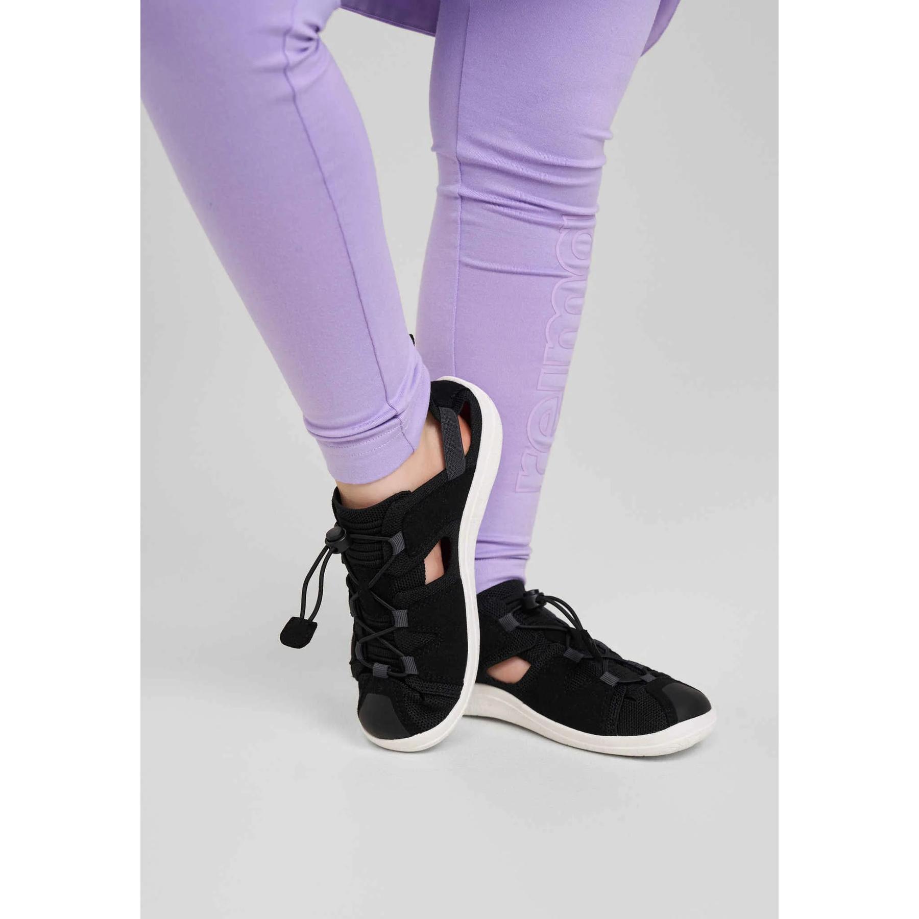 product/r/e/reima_5400157b-9990_black_9.jpg