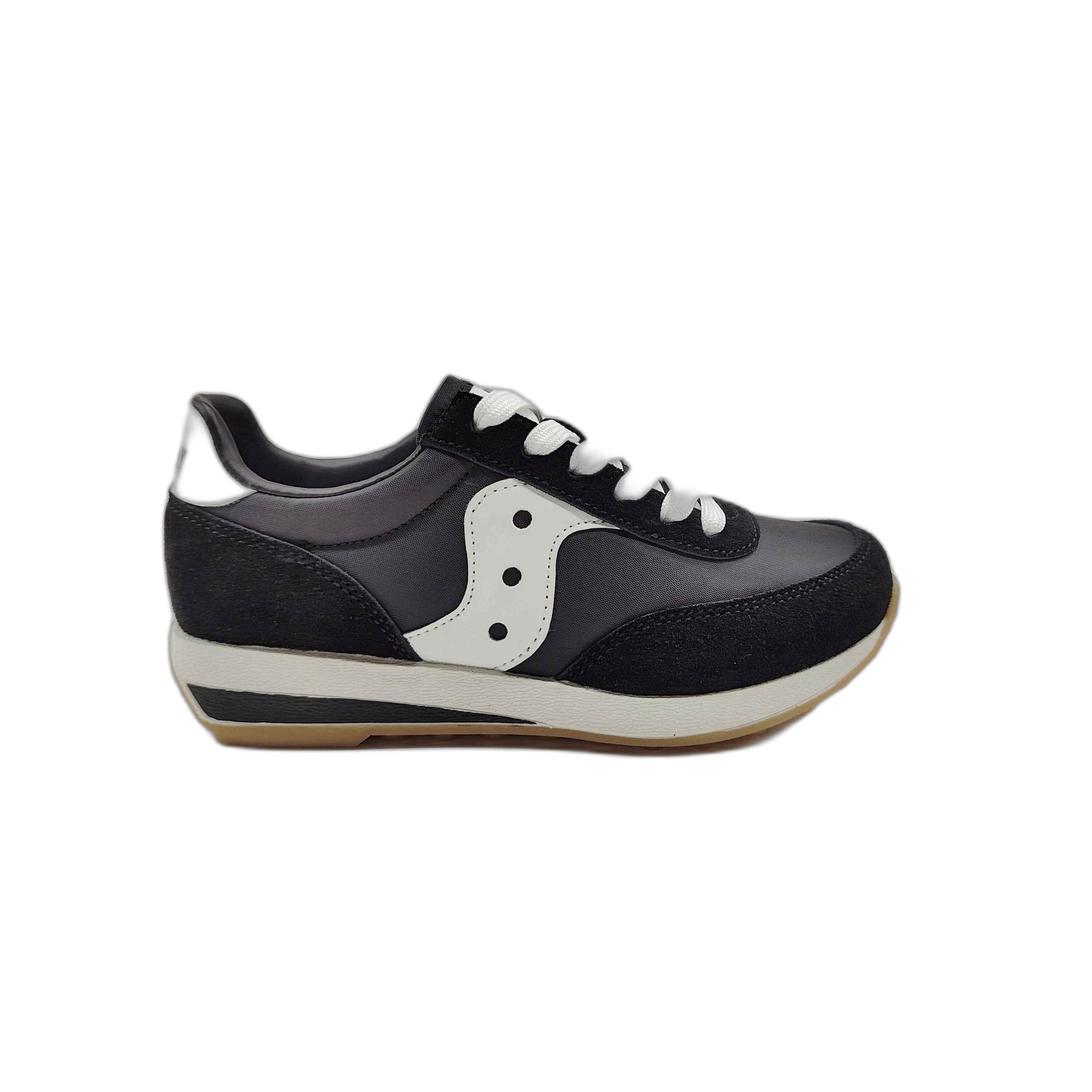 product/s/a/saucony_sk268252_black_1.jpg