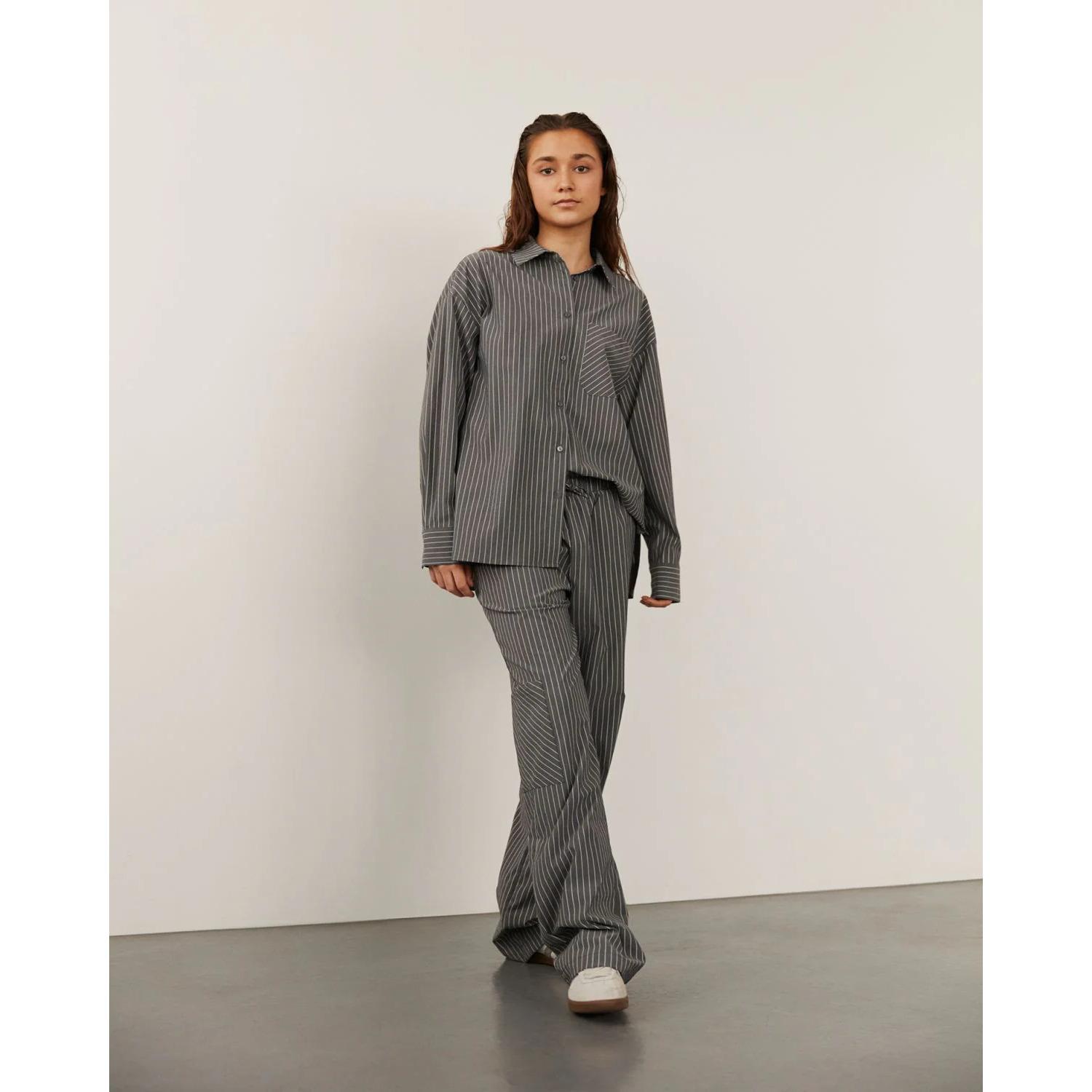 product/s/o/sofie-schnoor_g244220-8048_grey-striped_3.jpg
