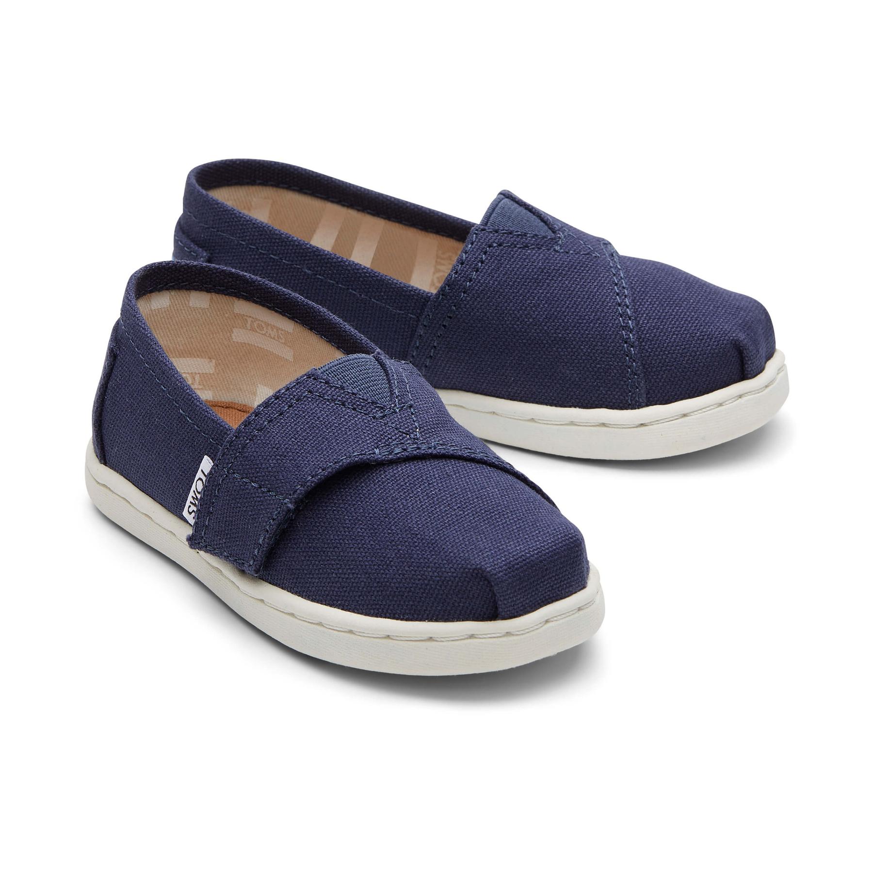 product/t/o/toms_10010531-410_1.jpg