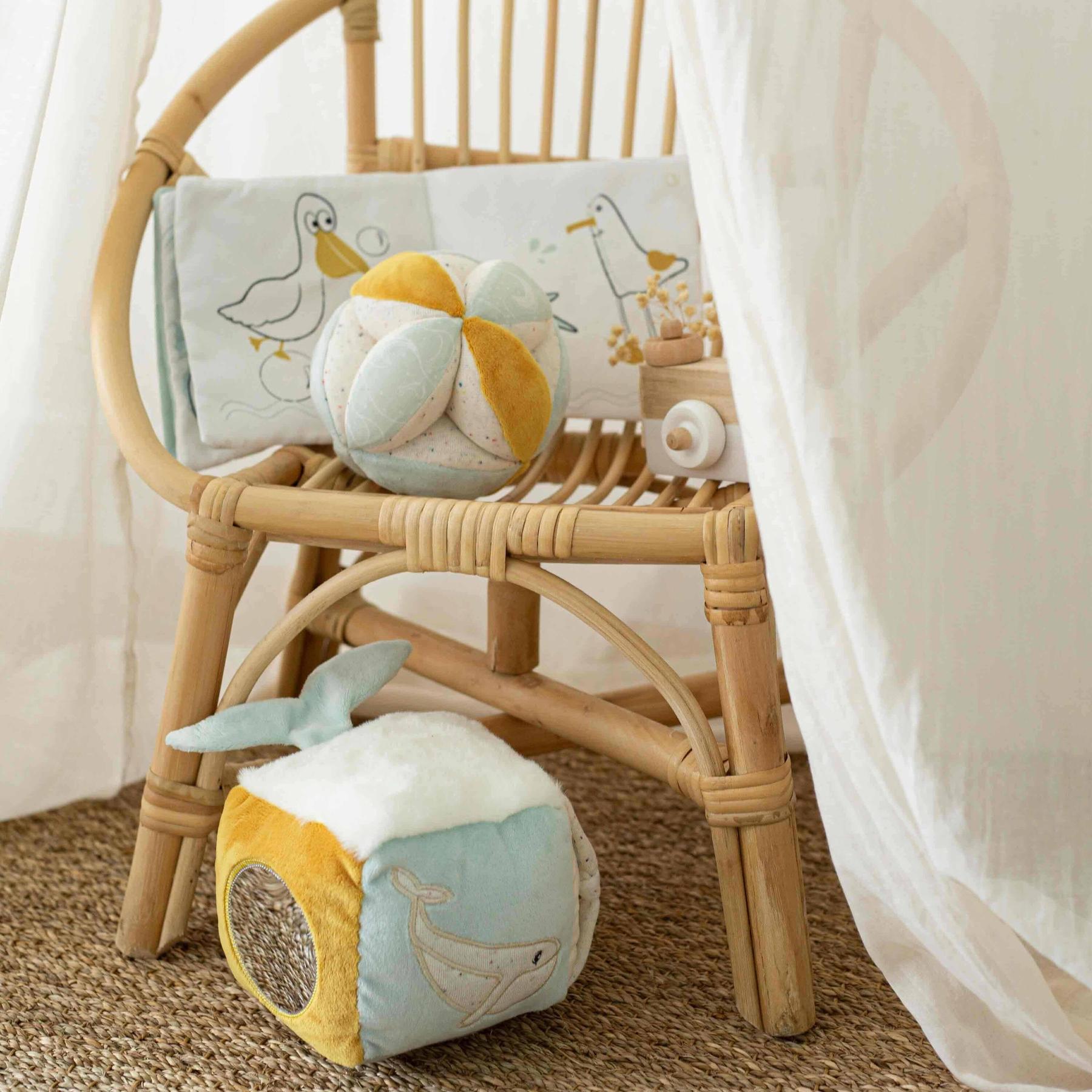 product/t/r/trois-kilos-sept_844-5021_blanc-jaune-bleu_3.jpg