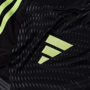 product/2/0/2025_adidas_jp3009_04.jpg