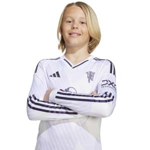 product/a/d/adidas_jp3031_6_apparel_on_model_detail_view_1_white.jpg