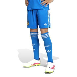 product/a/d/adidas_jp3924_2_apparel_on_model_standard_view_white.jpg