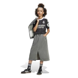 product/a/d/adidas_jp4172_5_apparel_on_model_walking_view_white.jpg