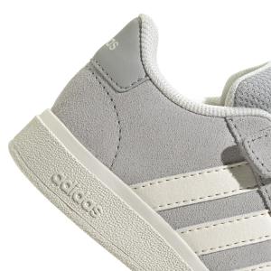 product/a/d/adidas_jr0782_8_footwear_photography_detail_view_1_white-nw091625.jpg