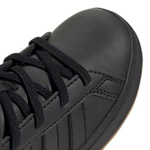 product/a/d/adidas_jr0804_8_footwear_photography_detail_view_1_white.jpg