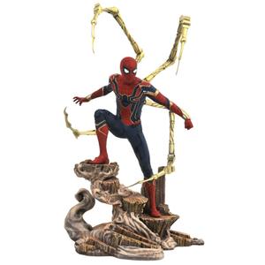 699788828618-figurine-diamond-select-toys-marvel-avengers-infinity-war-iron-spiderman-diorama-rouge-bleu-23-cm