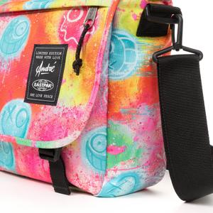 product/e/a/eastpak_ek00026e3o9_11-nw052924.jpg