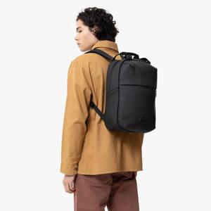 product/e/a/eastpak_ek0a5bhu1f5_12-nw052924.jpg