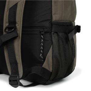 product/e/a/eastpak_ek0a5bl71w8_cs-forest_3.jpg