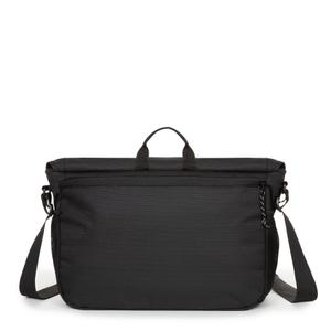 product/e/a/eastpak_ek0a5bl91w6_black-pro_2.jpg
